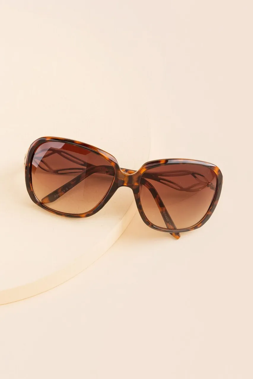 Debbie Oversized Sqaure Sunglasses