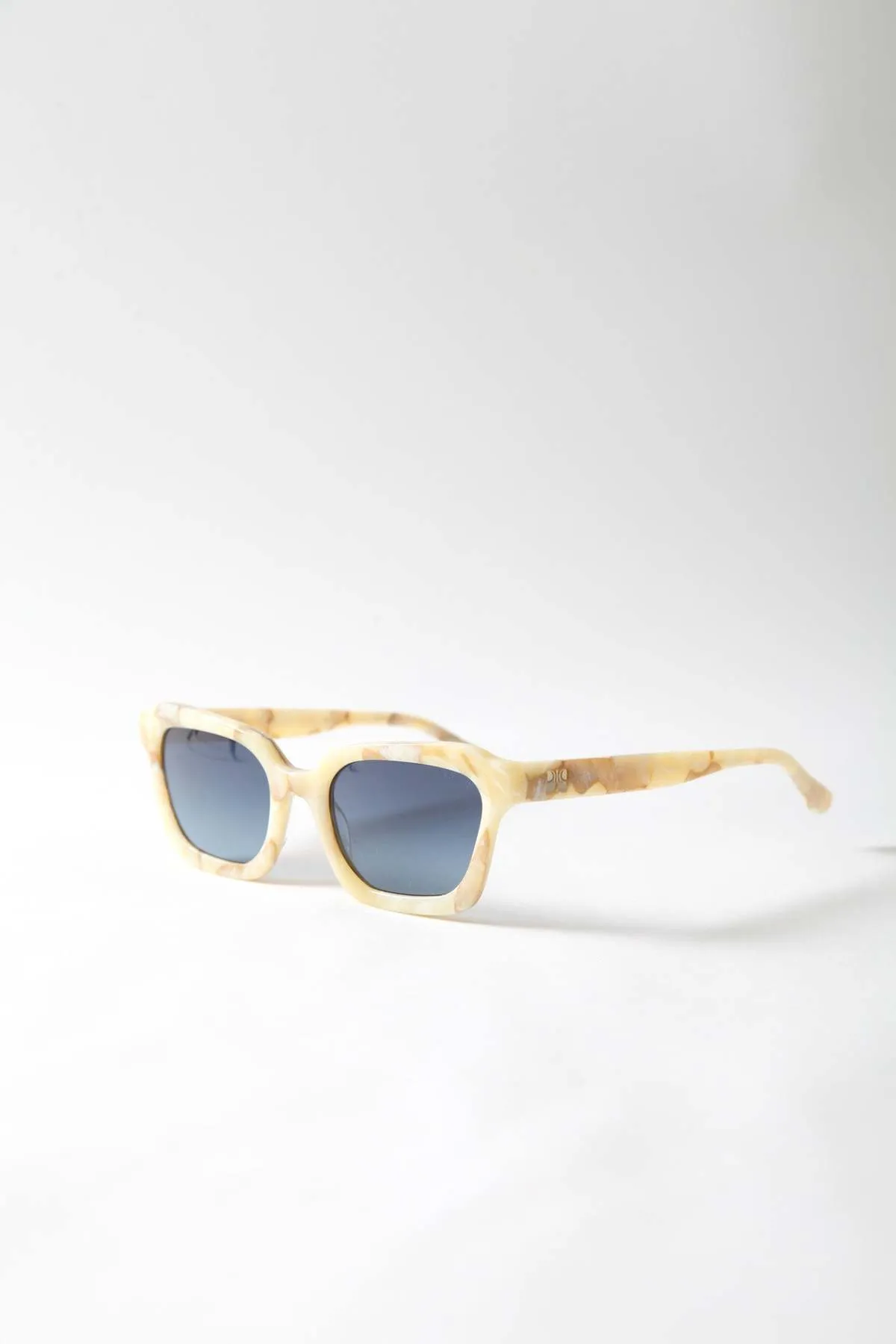 Demi Sunglasses - Linen Meringue