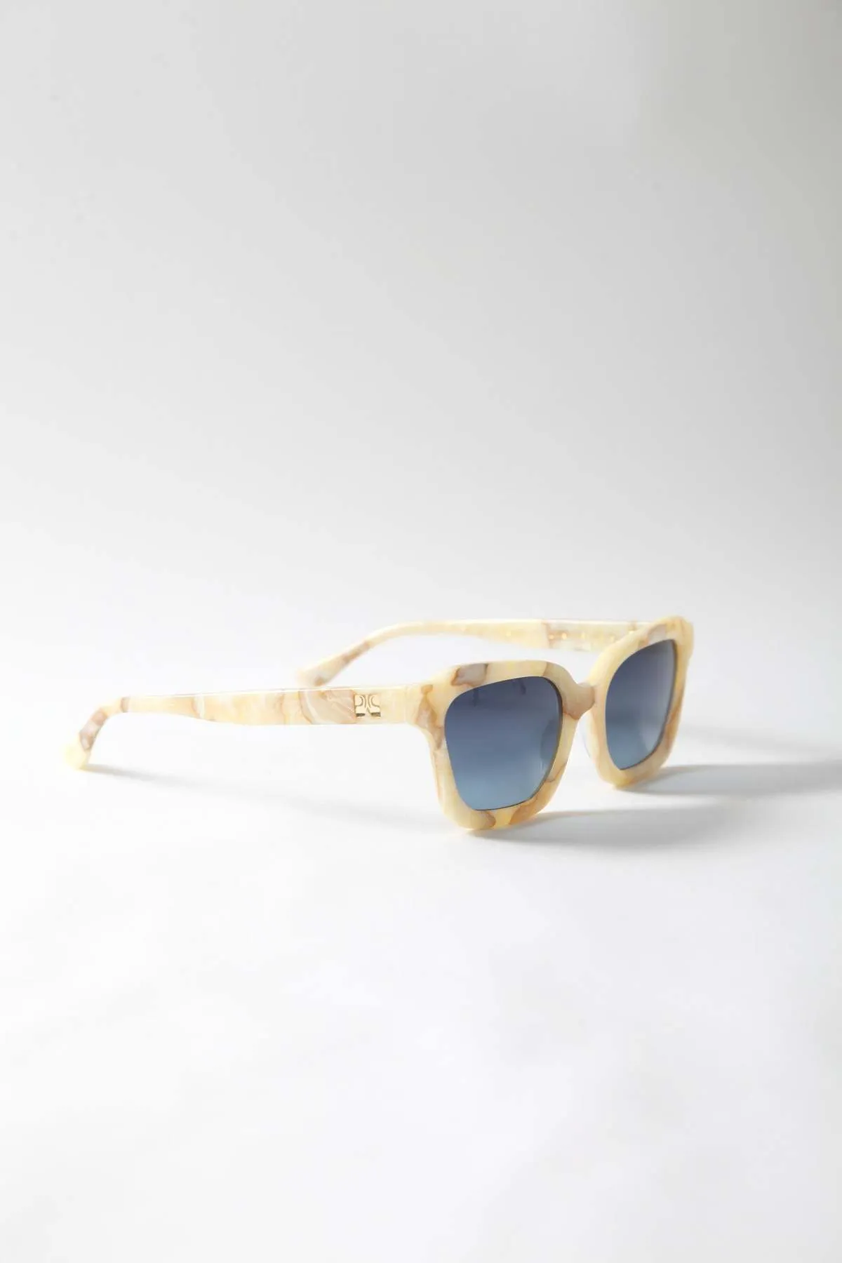 Demi Sunglasses - Linen Meringue