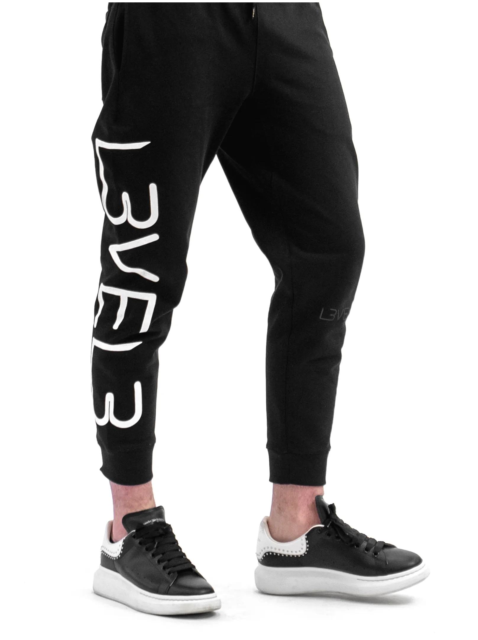 L3VEL3 Essential Joggers