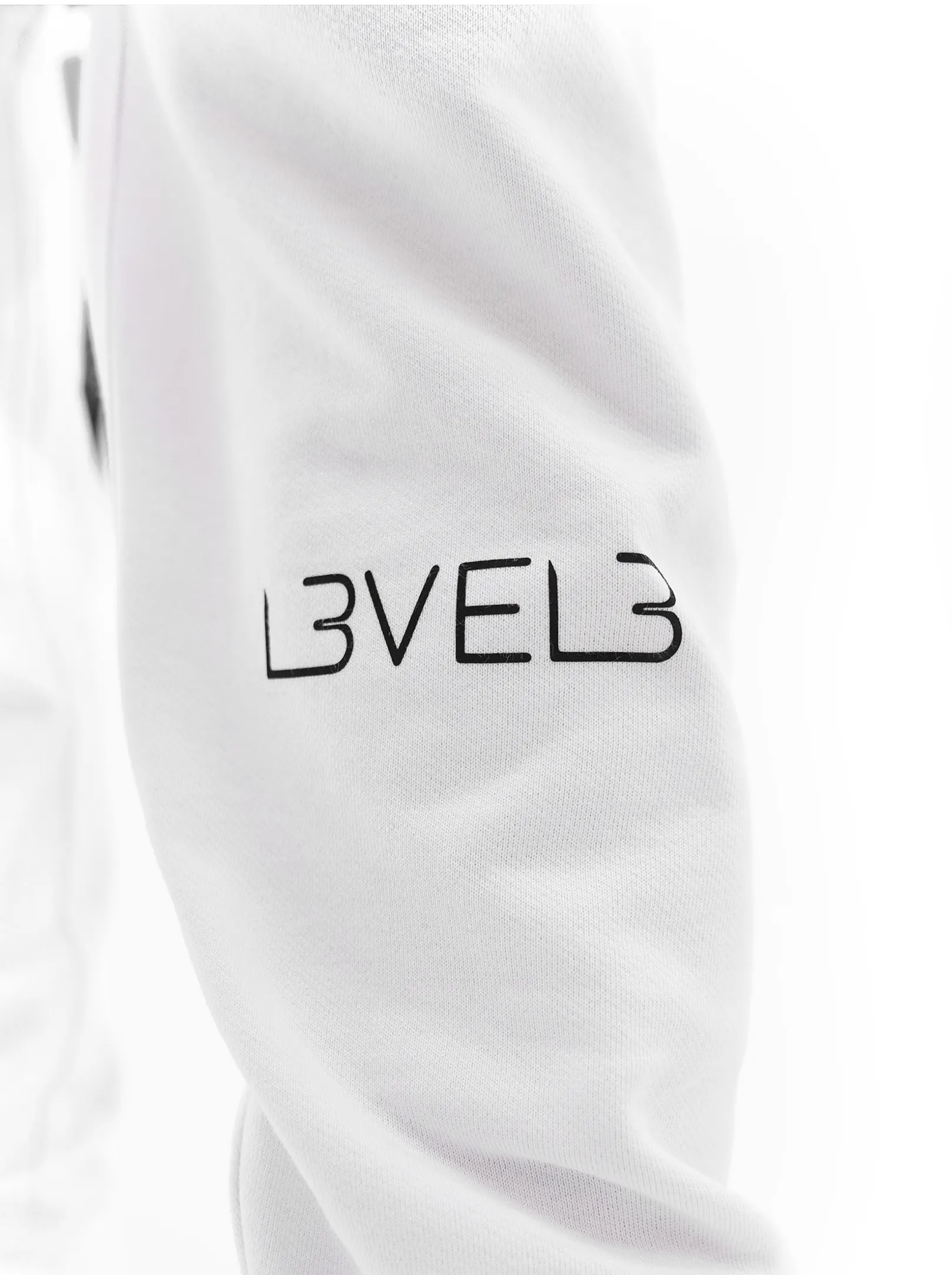 L3VEL3 Essential Joggers