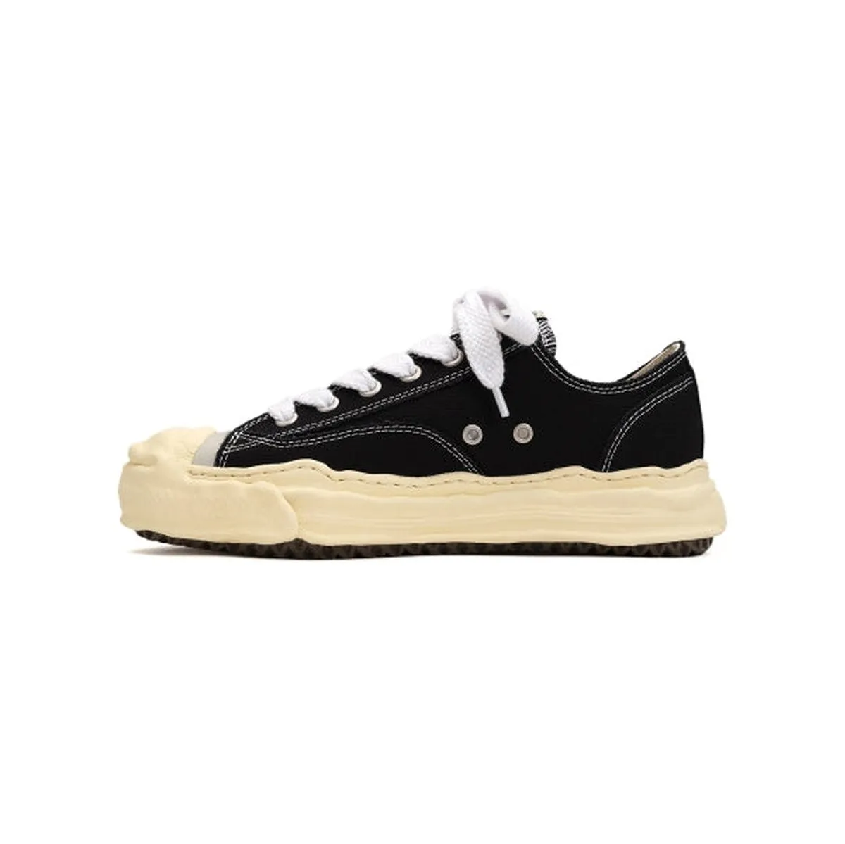 Maison Mihara Yasuhiro Black/White Hank Low-Top Sneakers