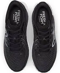 Men's New Balance Fresh Foam X 860v13 (Black/ White)