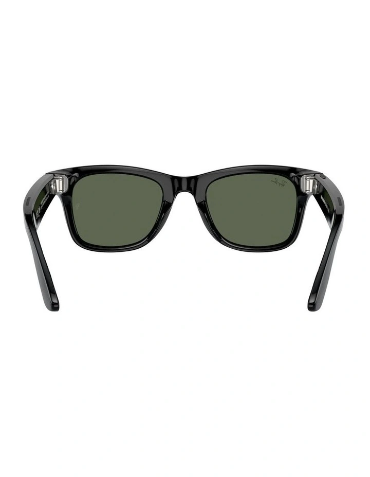 Meta Wayfarer Sunglasses in Black