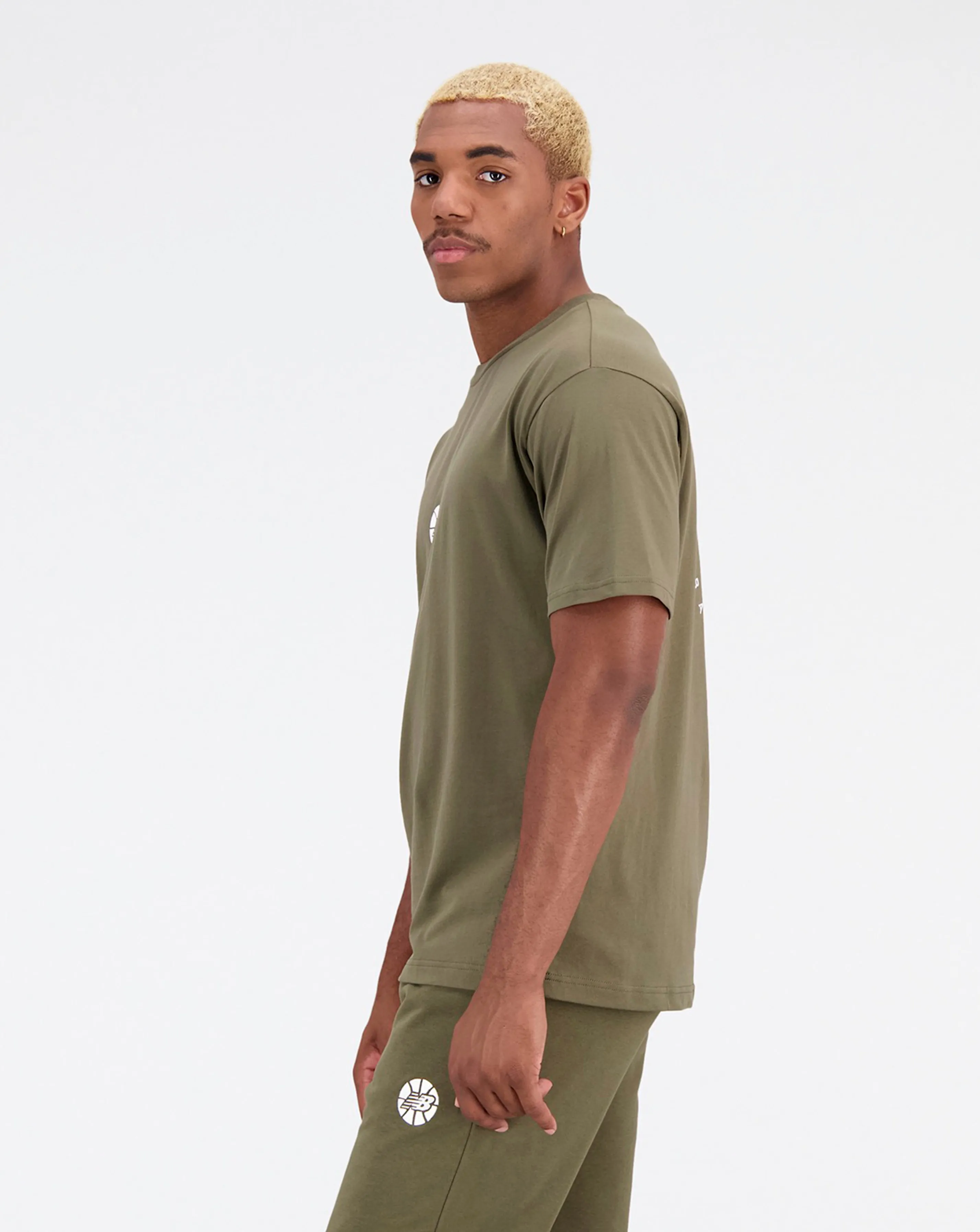 New Balance Hoops Essentials T-Shirt