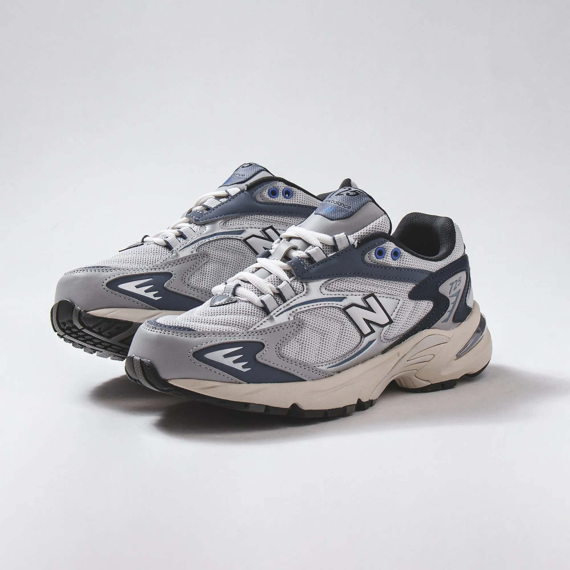 New Balance Men 725 Grey Matter ML725AG