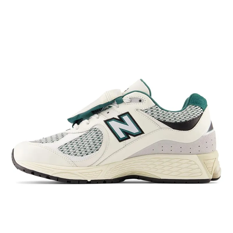 New Balance Mens 2002R Pouch Trainers Sea Salt/Vintage Teal