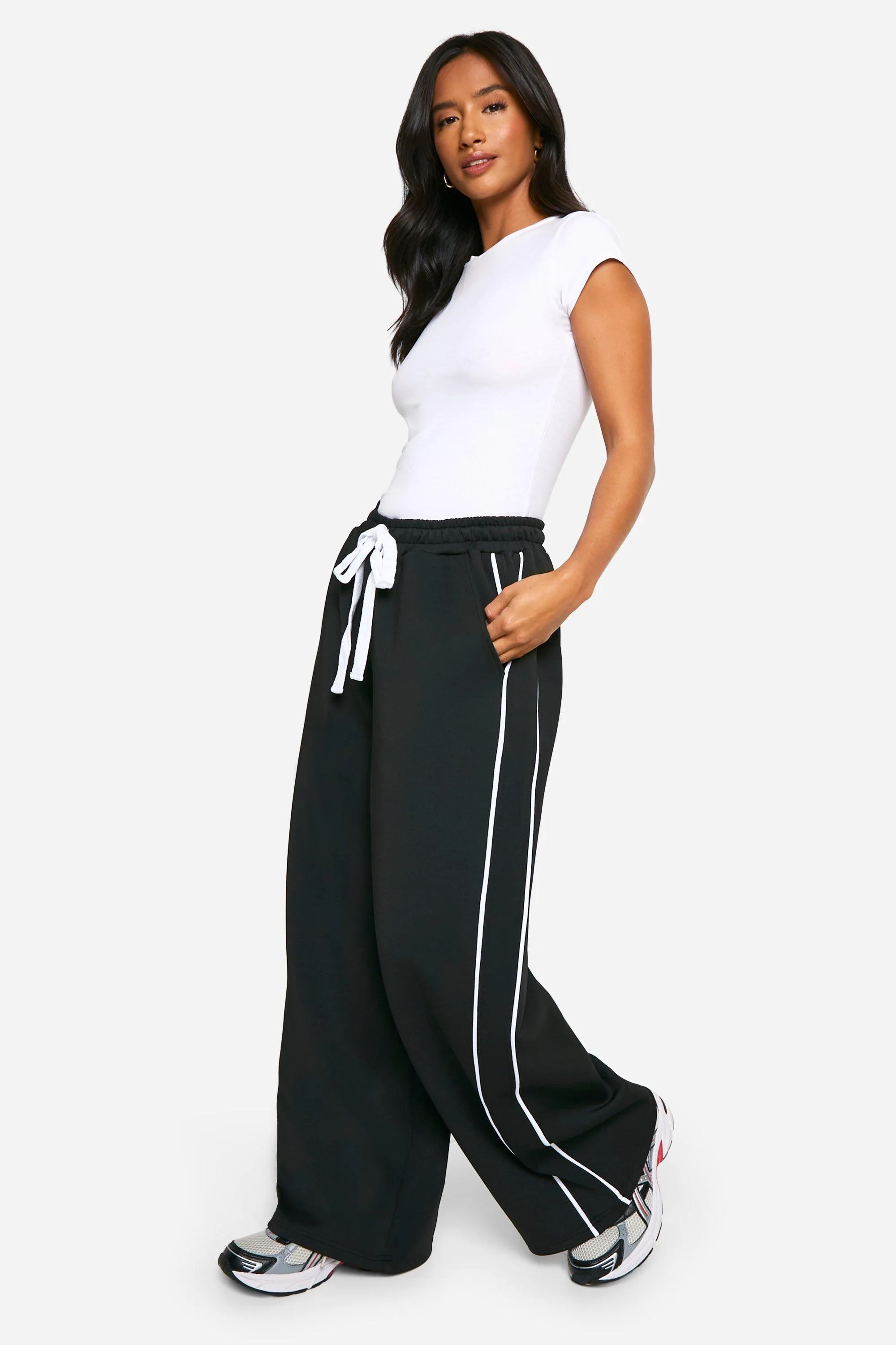 Petite Scuba Side Stripe Wide Leg Joggers