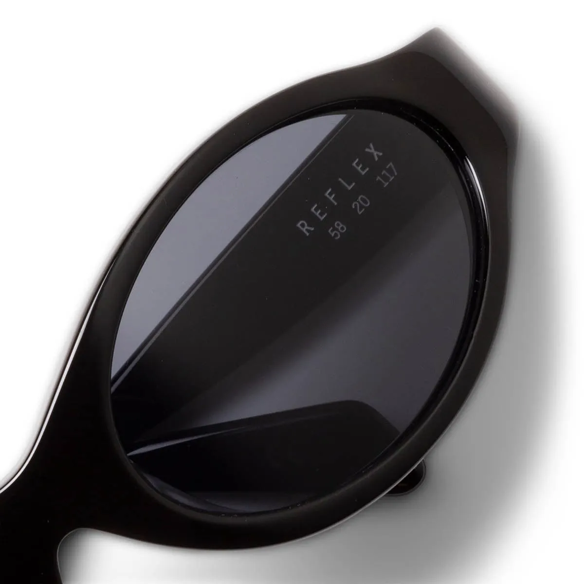 REFLEX SUNGLASSES BLACK | Bodega