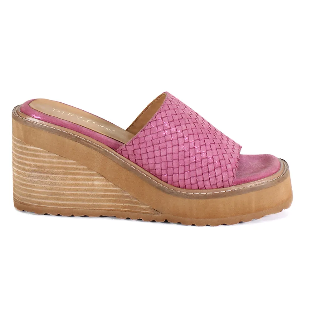 Stare Down Woven Wedge Sandals