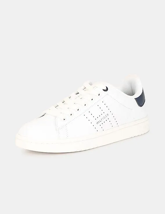 Tommy Hilfiger Men White Low Top Perforated Lace Up Sneakers